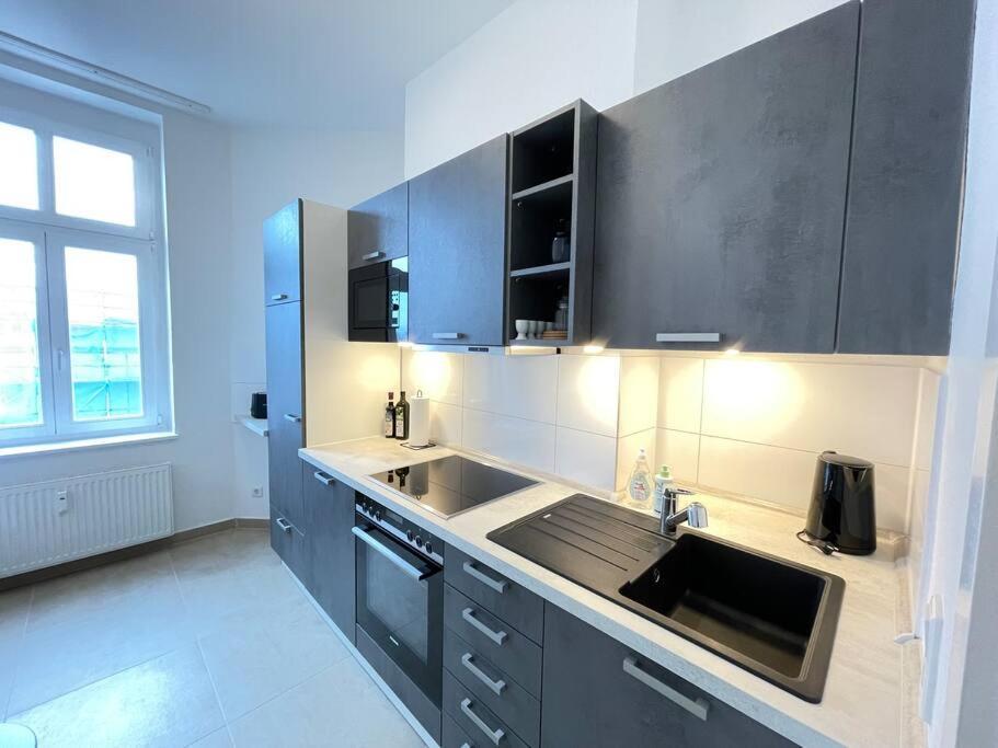 Lucky Stays Ls10 - Vollausstattung - Zentrum - Aufzug - Grosse Kueche - 2 Zimmer - Smart-Tv Magdeburg Exterior photo